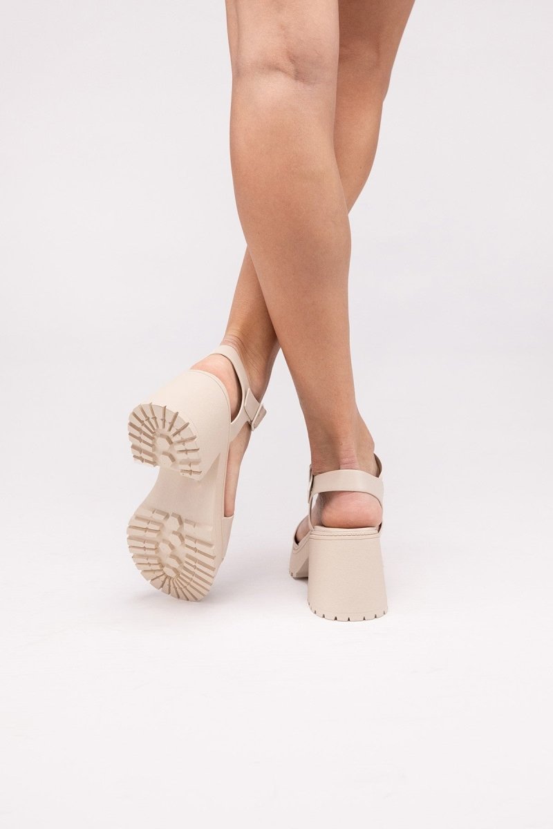 A Fancy Night Platform Heel Sandals Shoes Sandals Fashion Bravada