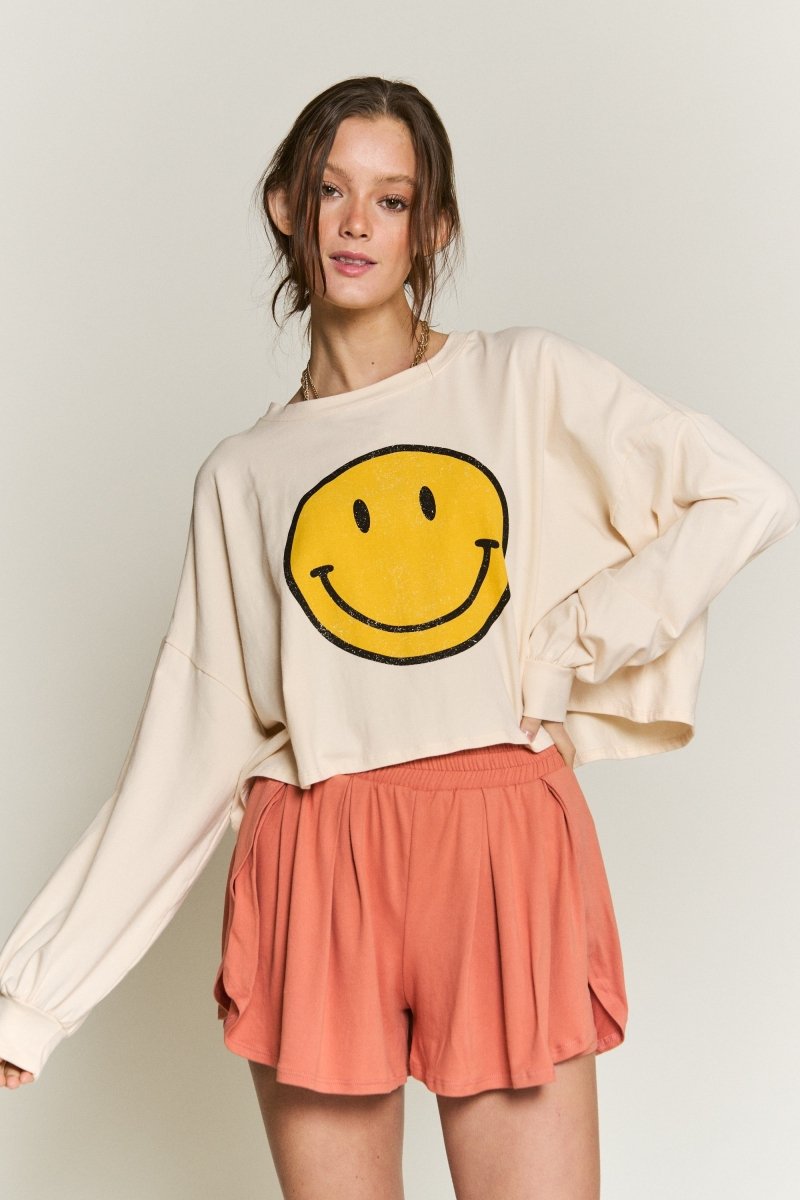 Smiley Face Long sleeve Crop Top Crop Tops Graphic T - shirts Fashion Bravada